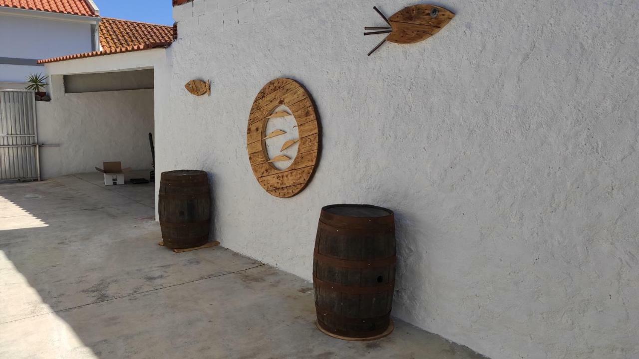 Casa 40Th-Music Wood House Hotel Obidos Luaran gambar