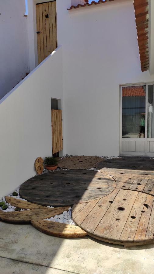 Casa 40Th-Music Wood House Hotel Obidos Luaran gambar