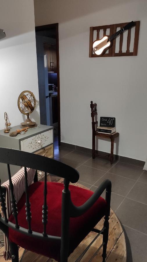 Casa 40Th-Music Wood House Hotel Obidos Luaran gambar